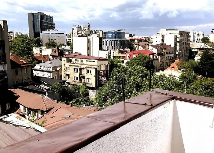 Lovely * بوخارست