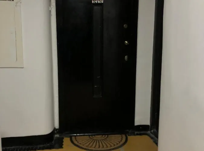 Lovely * بوخارست