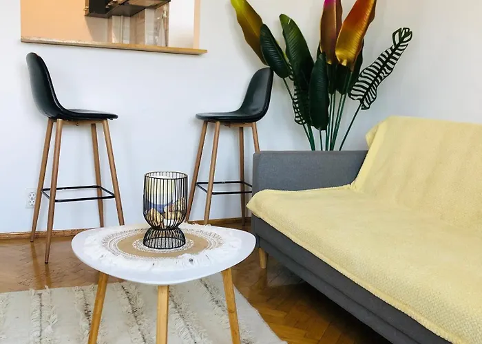 Lovely * بوخارست